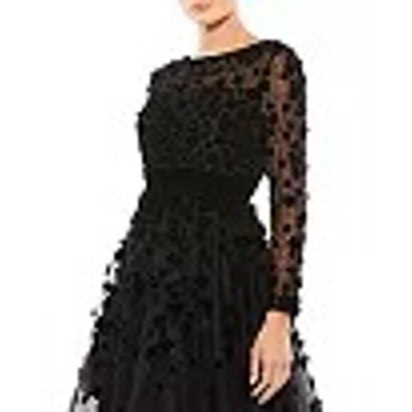 MAC DUGGAL Black Velvet 3-D Floral Embellished Sheer Fit Flare Dress Size 6 - Picture 2 of 9